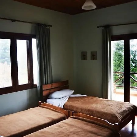 Sofianos Guest house *